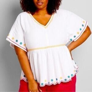 Lane Bryant Embroidered Accents V-Neck Boho Top, Resort, Vacation, Beach 30/32